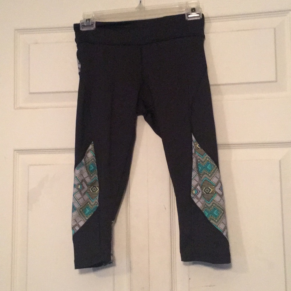 Patterned forever21 workout leggings